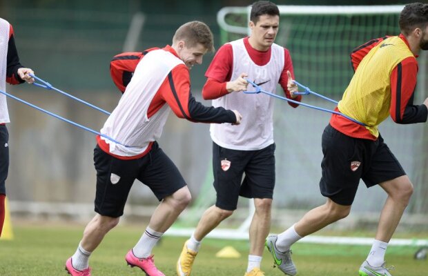 EXCLUSIV Dinamo vinde un jucător » Echipa alb-roșie a acceptat jumătate din suma inițială