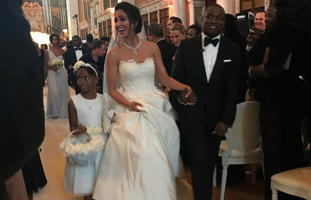 GALERIE FOTO & VIDEO Aşa ceva nu ai văzut niciodată. Aceasta este cea mai spectaculoasă nuntă din acest an!