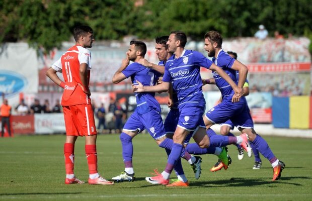 FOTO+VIDEO ACS Poli, victorie în dublă manşă contra rivalei UTA Arad » Timişorenii au întors rezultatul şi rămân în prima ligă!