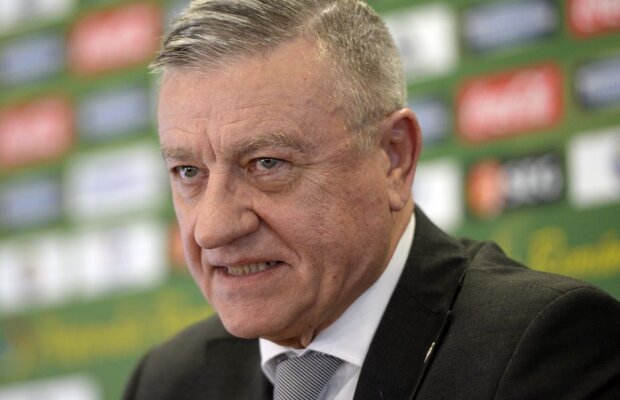 UPDATE Mircea Sandu la DNA » Fostul preşedinte FRF a fost audiat de procurori: "Este un dosar de luare de mită" » Comunicat DNA