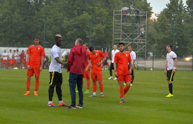 Corespondență din Slovenia » UPDATE / FOTO Astra a pierdut amicalul cu Anji, meci întrerupt 10 minute din cauza unei furtuni