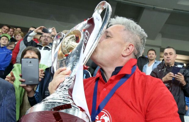 Șumudică surprinde din nou: "CFR n-are nicio șansă la titlu!" + "Mi-aș dori ca FCSB să ia campionatul, e ca Horia Tecău" :D 