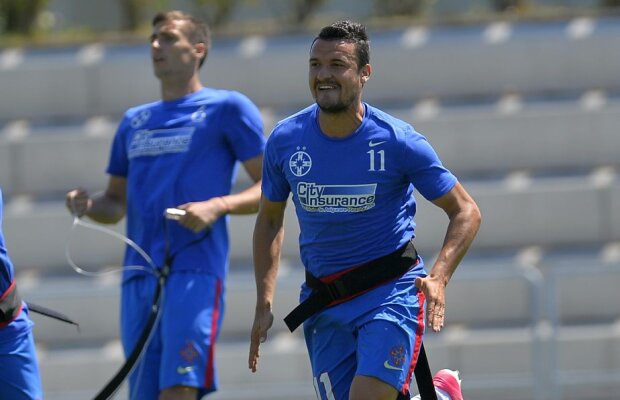 Budescu recunoaște că a făcut caterincă de Enache după transferul la FCSB: "Ha, ha, ha. I-am dat niște telefoane" » De ce spune: "Nu mă mai gândesc deloc la națională" 