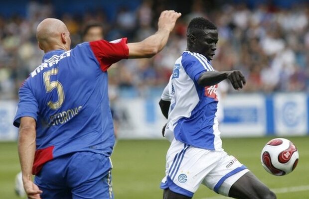 O echipă din Liga a 2-a încearcă un transfer surprinzător! Are pe listă un jucător trecut pe la Lyon și Dinamo Kiev 