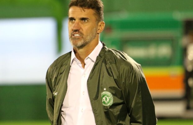 Cel care a reconstruit "echipa dispărută" a fost dat afară după numai 7 luni! Și eroul lui São Paulo a fost concediat!