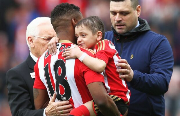 O poveste zguduitoare » A murit băiețelul bolnav de cancer "adoptat" de Defoe: "Va rămâne întotdeauna în inima mea"