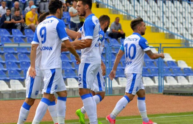 CSU CRAIOVA - AC MILAN » Românii, fără victorie acasă cu italienii de 24 de ani!
