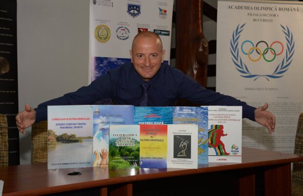 INTERVIU Unul dintre autorii manualului de educație fizică: "Dacă îl citesc 20% dintre copii, ca pe manualul de matematică, sunt mulțumit!"