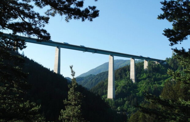 GALERIE FOTO & VIDEO A fost inaugurat Podul Europei. Arată spectaculos!