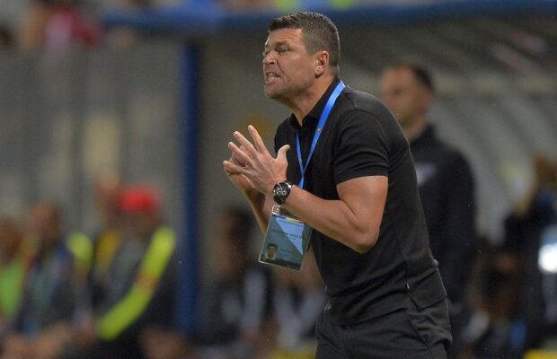 Oprița a răbufnit: "Dacă jucătorii mei vor să se facă de râs în fața oamenilor, n-au decât. La cum jucăm, ar trebui să venim cu bani de acasă"