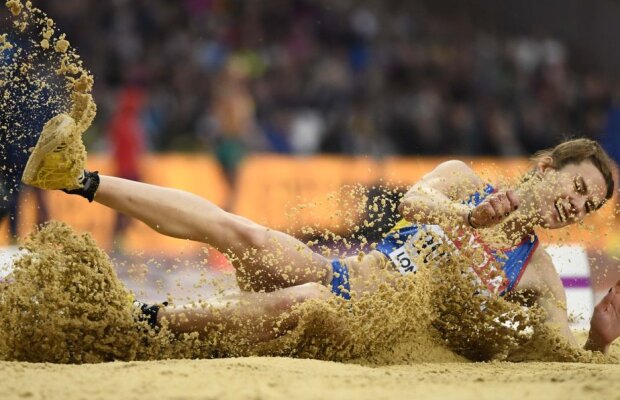 Alina Rotaru s-a calificat în finală la săritura în lungime 