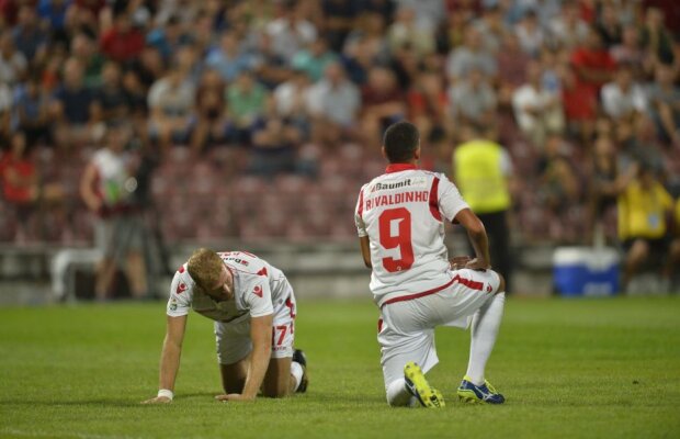 Îi distruge jocul lui Nemec » Fotbalistul cu care golgeterul lui Dinamo nu se înțelege în acest sezon