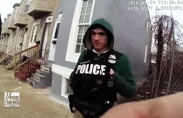 Trei politiști, prinși cu mâța-n sac din cauza camerei lor video