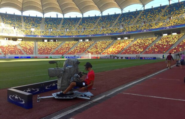 VIDEO + FOTO FCSB - Sporting // Sporting, nevoită să ia o măsură ciudată din cauza gazonului de pe Arena Naţională 