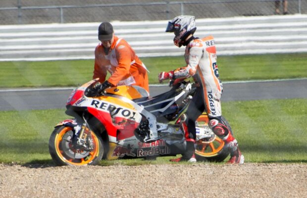 VIDEO Honda, de coșmar! I-a cedat motorul în plină cursă! Abandonul lui Marquez a relansat lupta la titlu în MotoGP