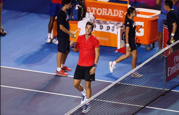FOTO Ce a putut găsi un jucător de tenis în vestiarul de la US Open, după meci :)