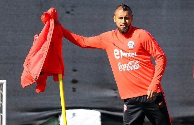 Scandal înainte de preliminarii » Arturo Vidal și-a făcut de cap și a fost scos din bar cu poliția