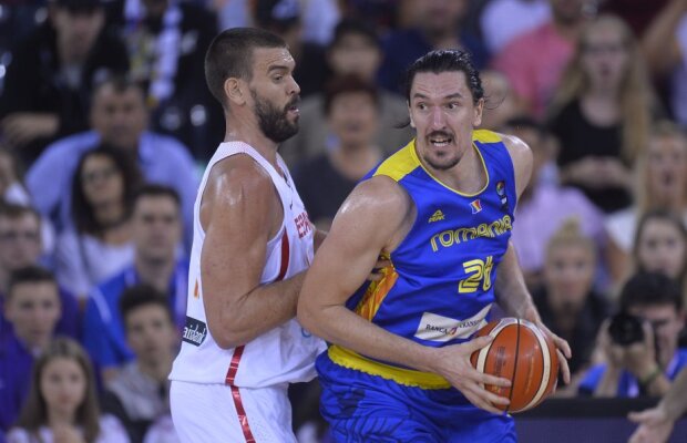 FOTO Iluzia perfectă » Ibericii s-au impus la Euro în faţa României. Fără surprize, în afara primului sfert