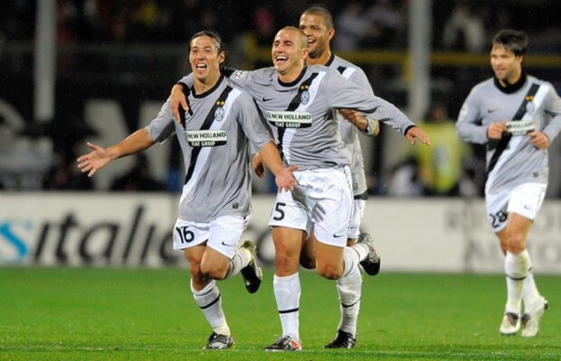 Celebrul Camoranesi, refuzat de Mioveni: gruparea de Liga a 2-a a ales un antrenor român