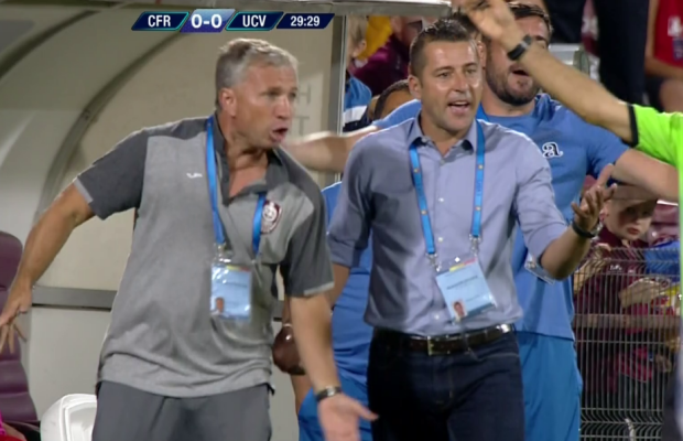 FOTO Dan Petrescu a fost trimis în tribune la meciul cu CSU Craiova după doar 30 de minute de joc! 