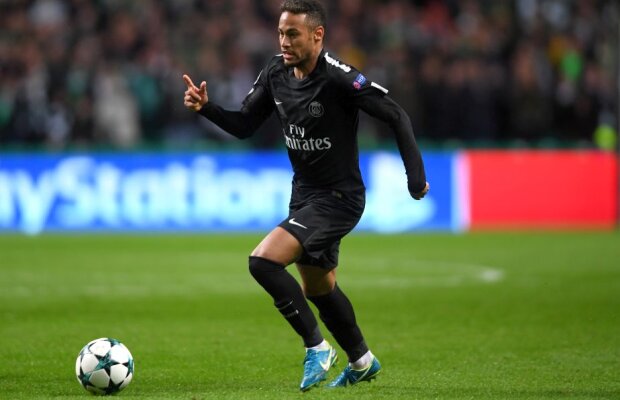 Neymar, avertizat: "Nu va ajunge la nivelul lui Messi dacă nu lasă teatrul"