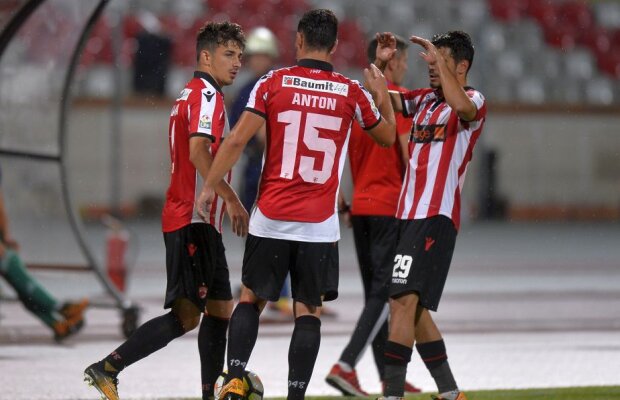 Rivala nu-i interesează! Ce au făcut dinamoviștii în timpul meciului FCSB - Plzen 3-0, din Europa League