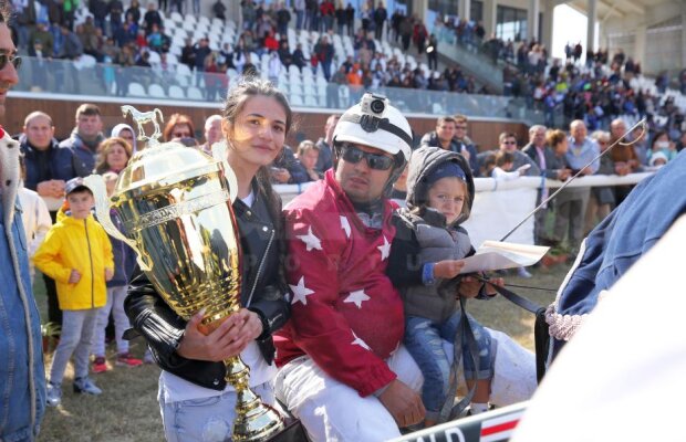 GALERIE FOTO Nobel pentru Star » Hipodromul de la Ploiești a găzduit duminică derby-ul de trap al României