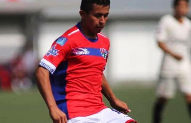 Un fotbalist vrea să îşi schimbe numele din cauza ironiilor făcute la adresa sa!