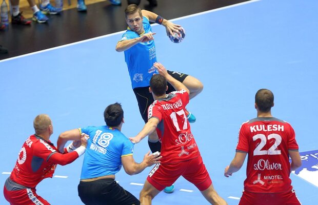 GALERIE FOTO Adio, calificare! Înfrângere dezamăgitoare a băieților de la CSM București » Noul antrenor dă vina pe fostul tehnician