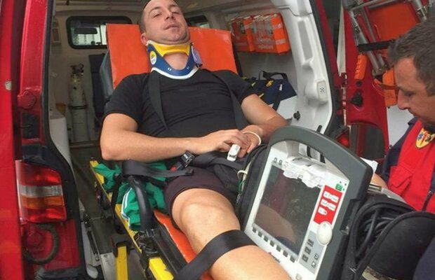 VIDEO+FOTO Arbitru bătut la un meci din Liga a 4-a! A ajuns de urgență la spital: "Îl voi da în judecată și toți banii îi voi dona unei case de copii"