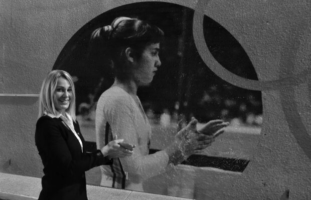 Montreal în alb și negru » S-a întors în trecut: Nadia de acum, 55 de ani, a privit spre Nadia de atunci, 14 ani