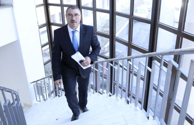 Vasile Câtea, președintele FR Box, despre primele ciudate de la MTS: ”Ponor de ce e premiată pentru sărituri și sol? Și noi putem participa la mai multe campionate europene!” 