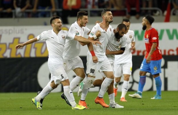 Declarații războinice înainte de Voluntari - FCSB: "Să ia oricine campionatul, numai Steaua nu! Dacă nu bate mâine, pierde titlul. Luați 1x"