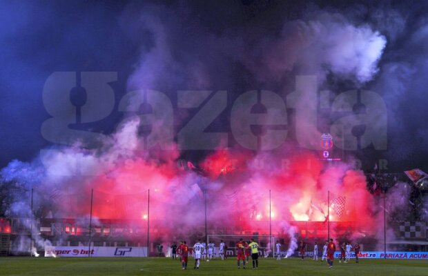 GALERIE FOTO Atunci când suporterii reînvie tradiția » 11.000 de oameni au creat o atmosferă incendiară la marele derby Rapid - Steaua, 1-1 