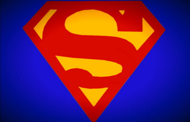 Acest tricou te va amuza! Papa Francisc, în rol de Superman