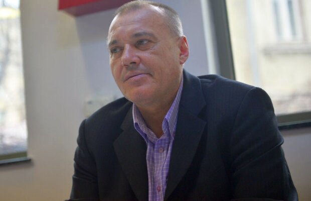 EXCLUSIV Pușcaș în locul lui Mircea Sandu! Burleanu a luat primele măsuri împotriva posibilului contracandidat la șefia FRF