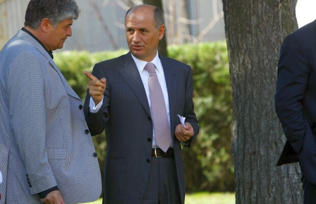 George Copos și-a vândut unul dintre hoteluri cu două milioane de euro și a anunțat ce va face cu banii obținuți