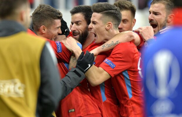 FOTO "Garçon, o calificare, te rog!" » Cum a fost surprins Dică în timpul meciului FCSB - Beer Sheva 1-1 :)