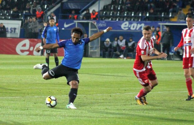 Regula care dă bătăi de cap » Un arbitru explică când e gol și când e autogol