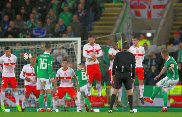 VIDEO + FOTO S-au încheiat primele două meciuri din barajul pentru CM 2018 » Croația a spulberat-o pe Grecia, Hațegan a făcut praf Irlanda de Nord - Elveția