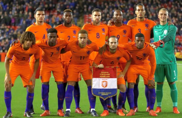 Analiza unei morți anunțate » România joacă marți cu o umbră: "Suntem o rușine! Duceți-vă la psihiatru! Doamne, Olanda s-a transformat în Andorra!"