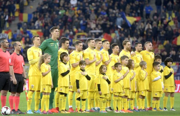 Din nou acasă » Atmosferă minunată făcută de fanii de pe Arena Națională la România - Olanda
