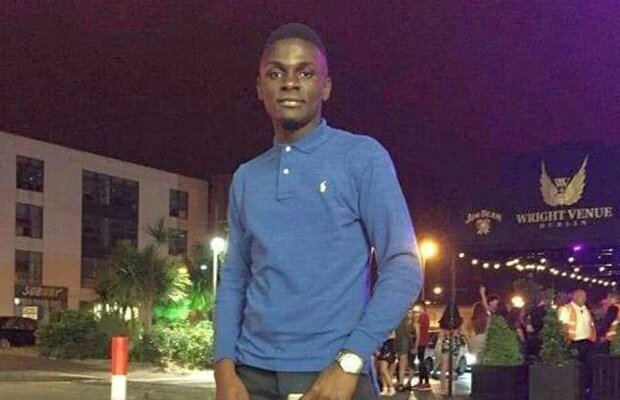 Tragedie în fotbalul irlandez! Un tânăr de perspectivă a murit pe teren