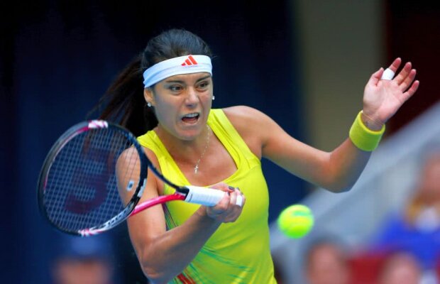 Relație tensionată între Sorana Cîrstea și Șarapova: "Nici măcar nu se uită la mine"