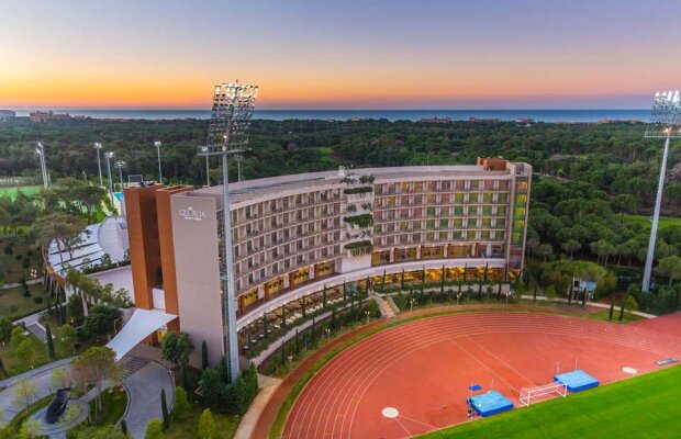 GALERIE FOTO FCSB, din nou în lux în cantonament! Cum arată baza fantastică în care elevii lui Nicolae Dică se vor pregăti 