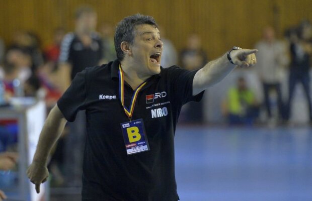 Interviu cu antrenorul naționalei de handbal: ”Nu sunt un magician! Trebuie să muncim și să avem răbdare!”