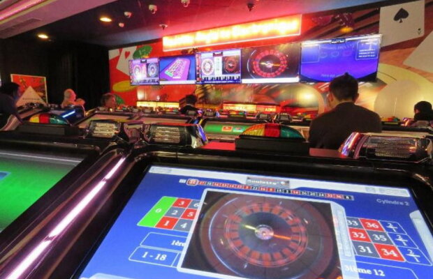 A apărut spray-ul nazal care îţi taie pofta de jocuri de noroc