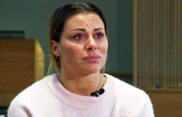 Ies la iveală informații șocante » Colegii de națională i-au furat pozele nud și le-au distribuit pe internet!