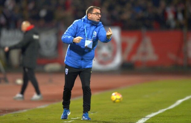 DINAMO - CS U CRAIOVA / Mangia reclamă un incident din debutul partidei: "Chiar mi-a fost frică la un moment dat. Era și un copil care începuse să plângă"