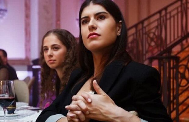 Sorana Cîrstea, la plecarea spre Cluj: "Nu stăm în Simona! România are noroc cu așa echipă, având în vedere că n-a făcut prea multe pentru noi"